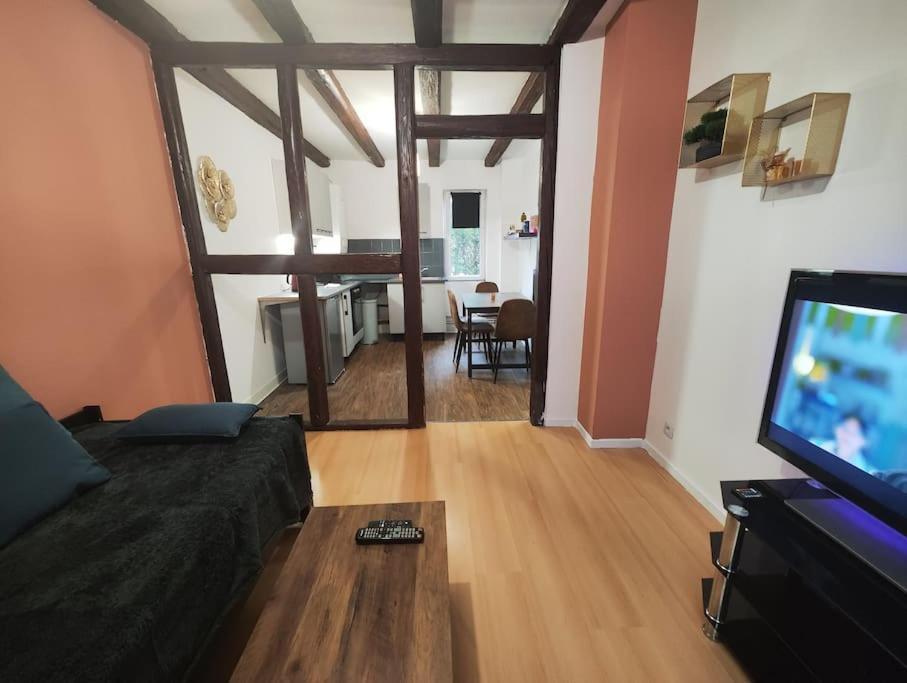 Comfortable T2 Apartment In Neudorf, Strasbourg Exteriör bild